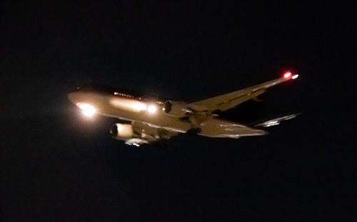 Westernstar Aviation 767 Arriving on RWY 03 at Perth (2-TSSA) [Do apologise for the crap quality]