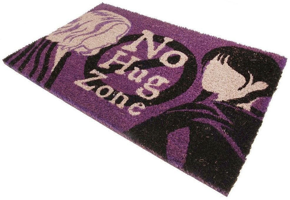 Covoras pentru usa Pyramid Televosion: Wednesday - No Hug Zone product image (3)