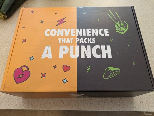 Hell yeah!
I was very lucky to win a pack of @dc_coffee instant coffee and I IMMEDIATELY dove for the dark roast.
They're not...