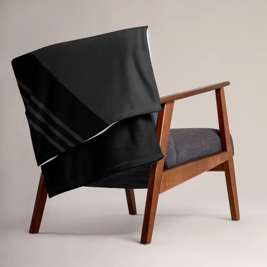 Thirst comfy blanket product image (15)