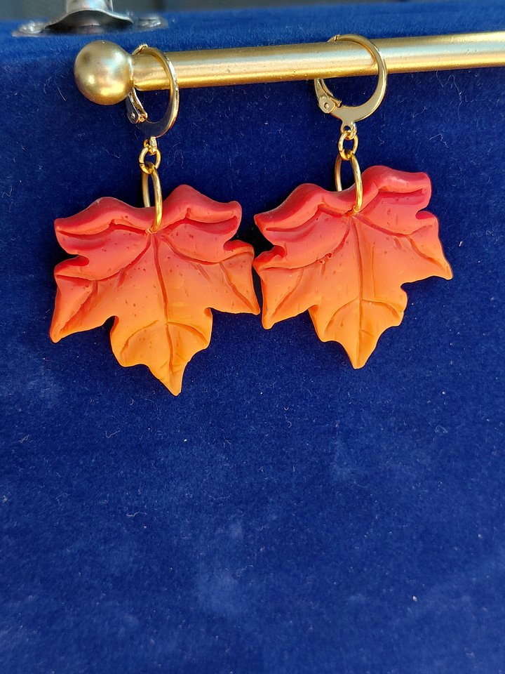 Maple Leaf Earrings product image (1)