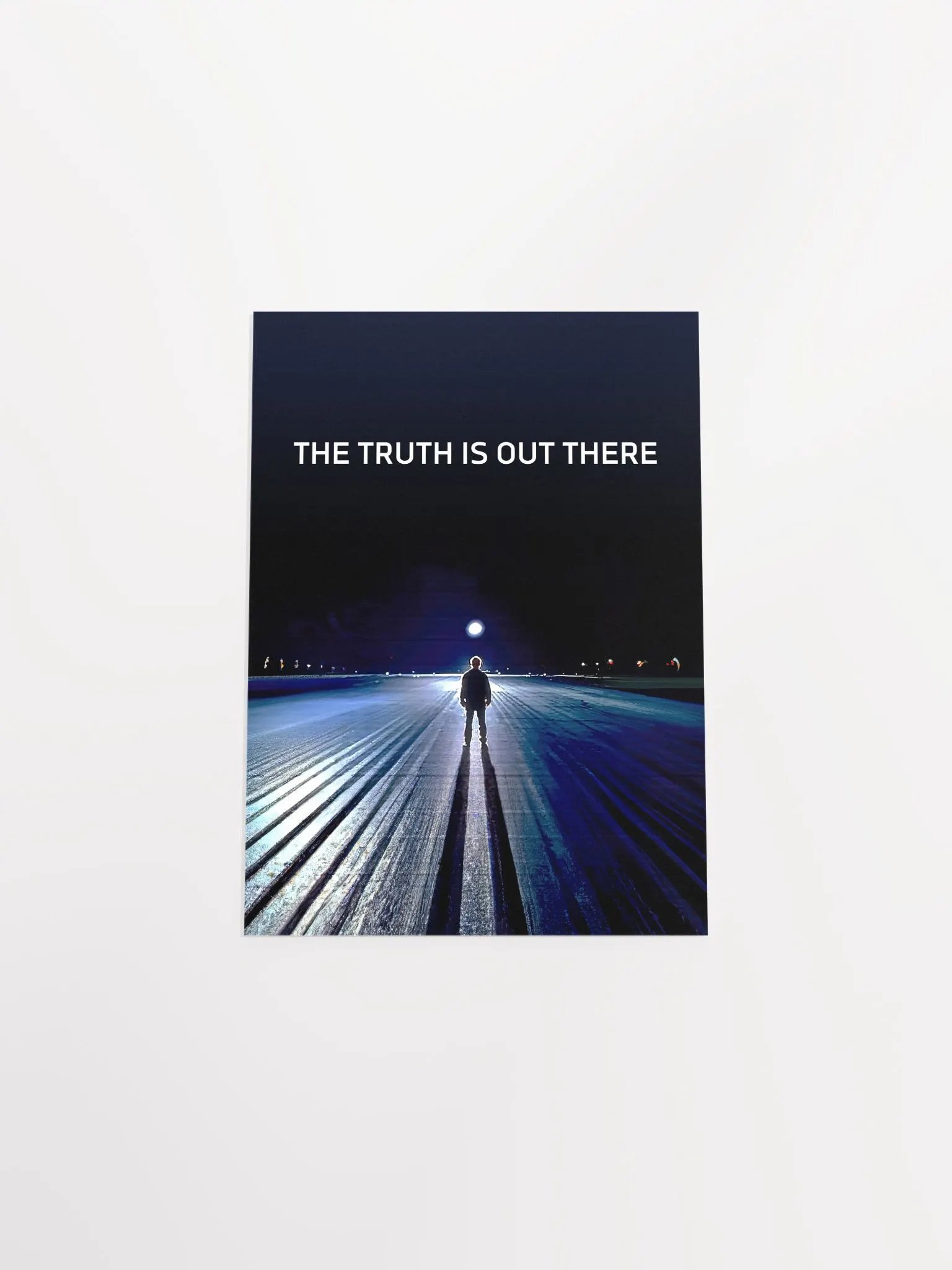 The Truth is Out There S01E02 - Deep Throat / The X-Files poster — sci-fi poster, movie poster, space art print product image (12)