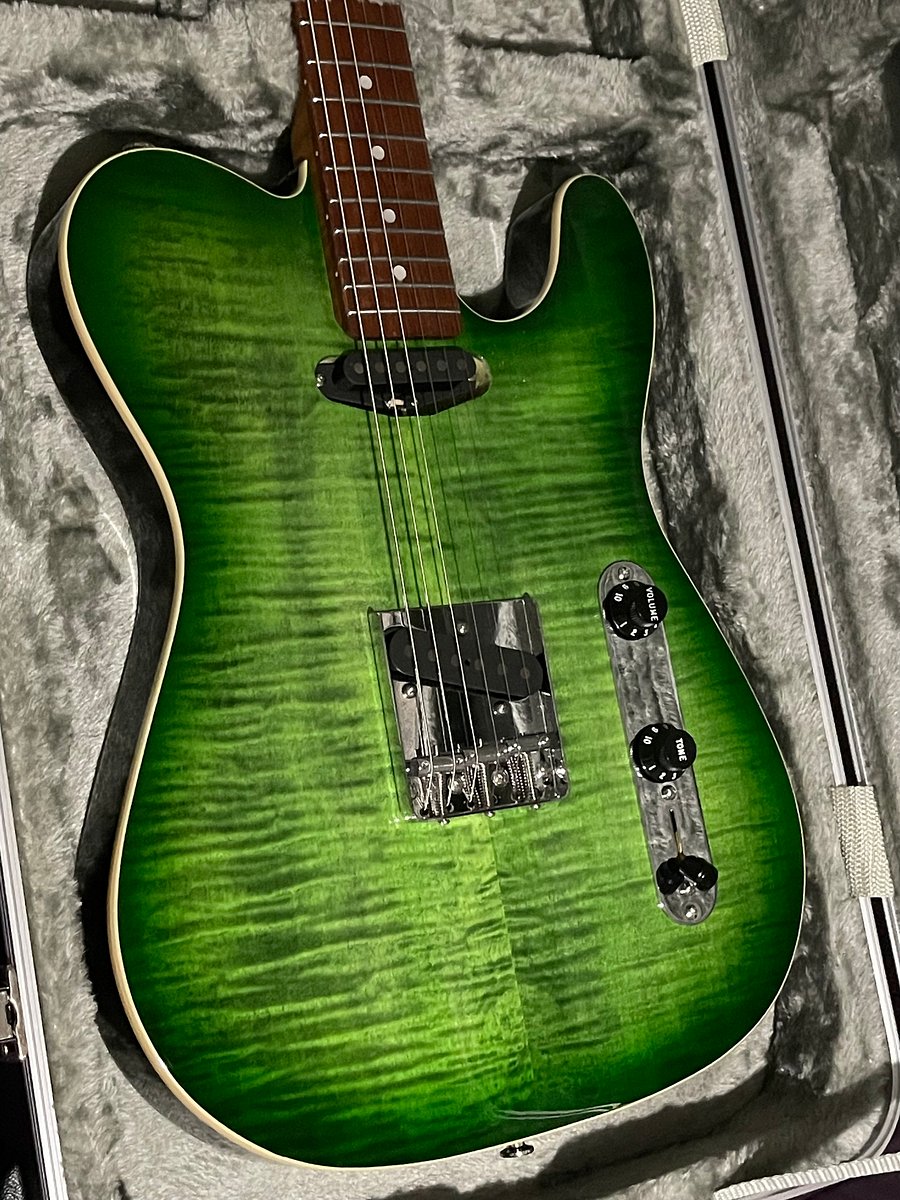 GD Guitars Super T Tele Style 2025 - Green Burst - GD Pickups Custom Alnico 3 Tele Set - Case Included product image (10)