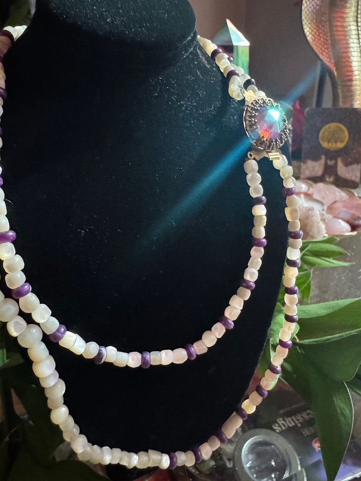 1970’s vintage mother of pearl and amethyst double strand necklace product image (1)