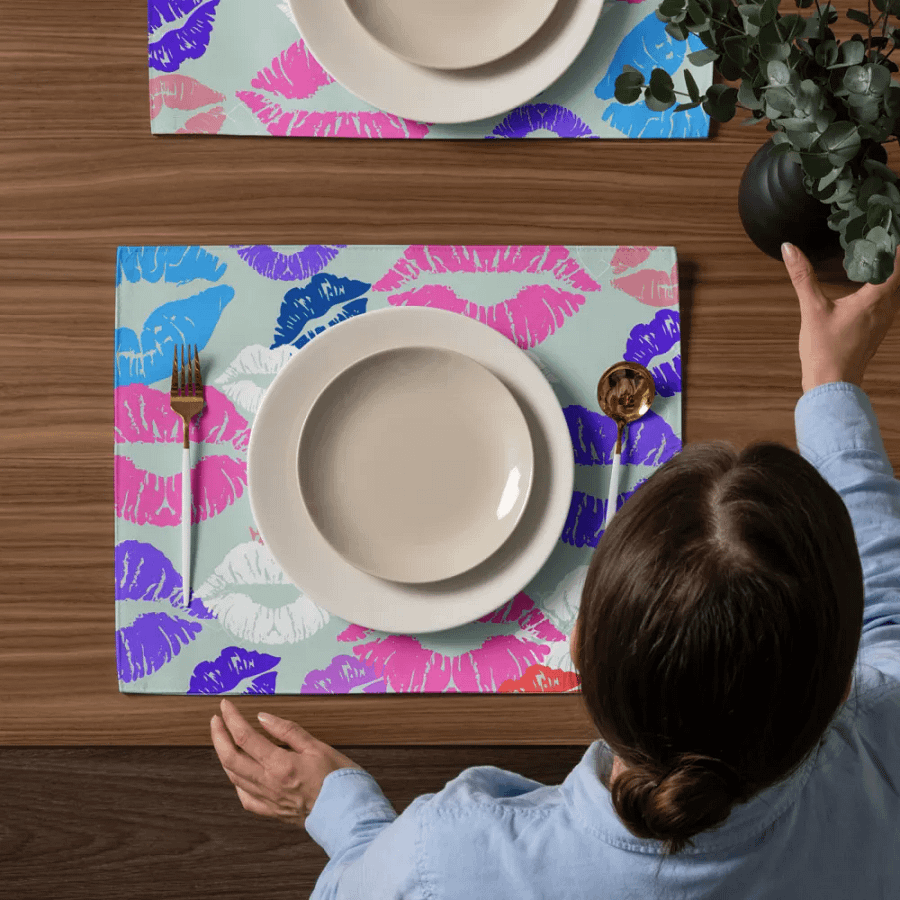 Kiss of Color Placemat Set product image (2)