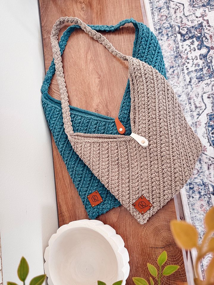 Wheat Stitch Crochet Bag Pattern (2 Sizes) product image (1)