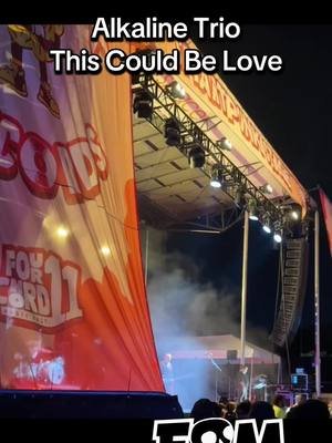 Skiba behind a red curtain. Alkaline Trio @Four Chord Music Festival 2025. Alkaline Trio-This Could Be Love #emopunkmemories #fourchordmusicfestival #alkalinetrio #punk #neveraphasenetwork 