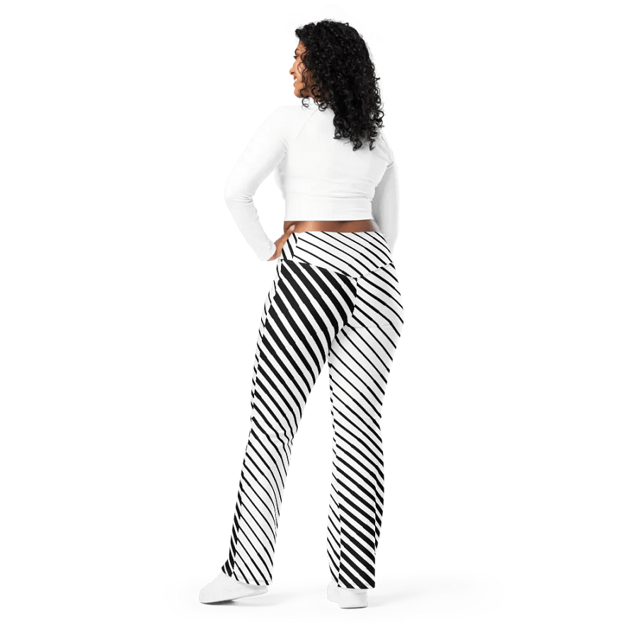 Monochrome Flare Stripes Leggings product image (3)
