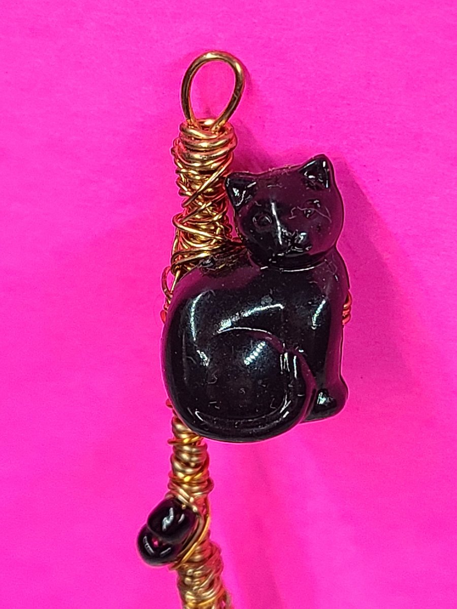 Lucky Black Cat Handmade Bubble Wand - wire wrapped pendant product image (2)
