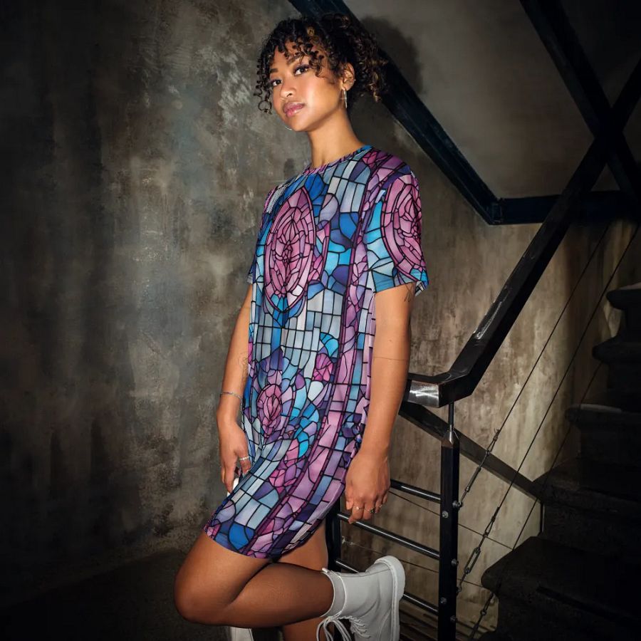 Symmetric Splendor T-Shirt Dress product image (12)