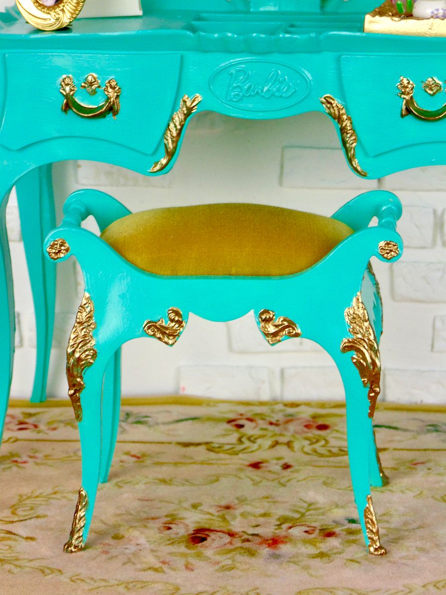 Refurbished vintage Susy Goose vanity for 12” fashion dolls AQUA product image (6)