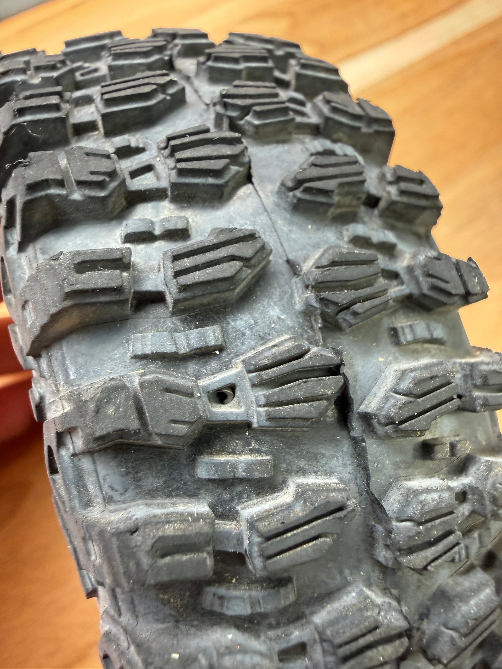 2.2 Wheelset - Proline Hyrax LP, C.I. Dual Stage Foams, C.I. Glued on Rims product image (5)