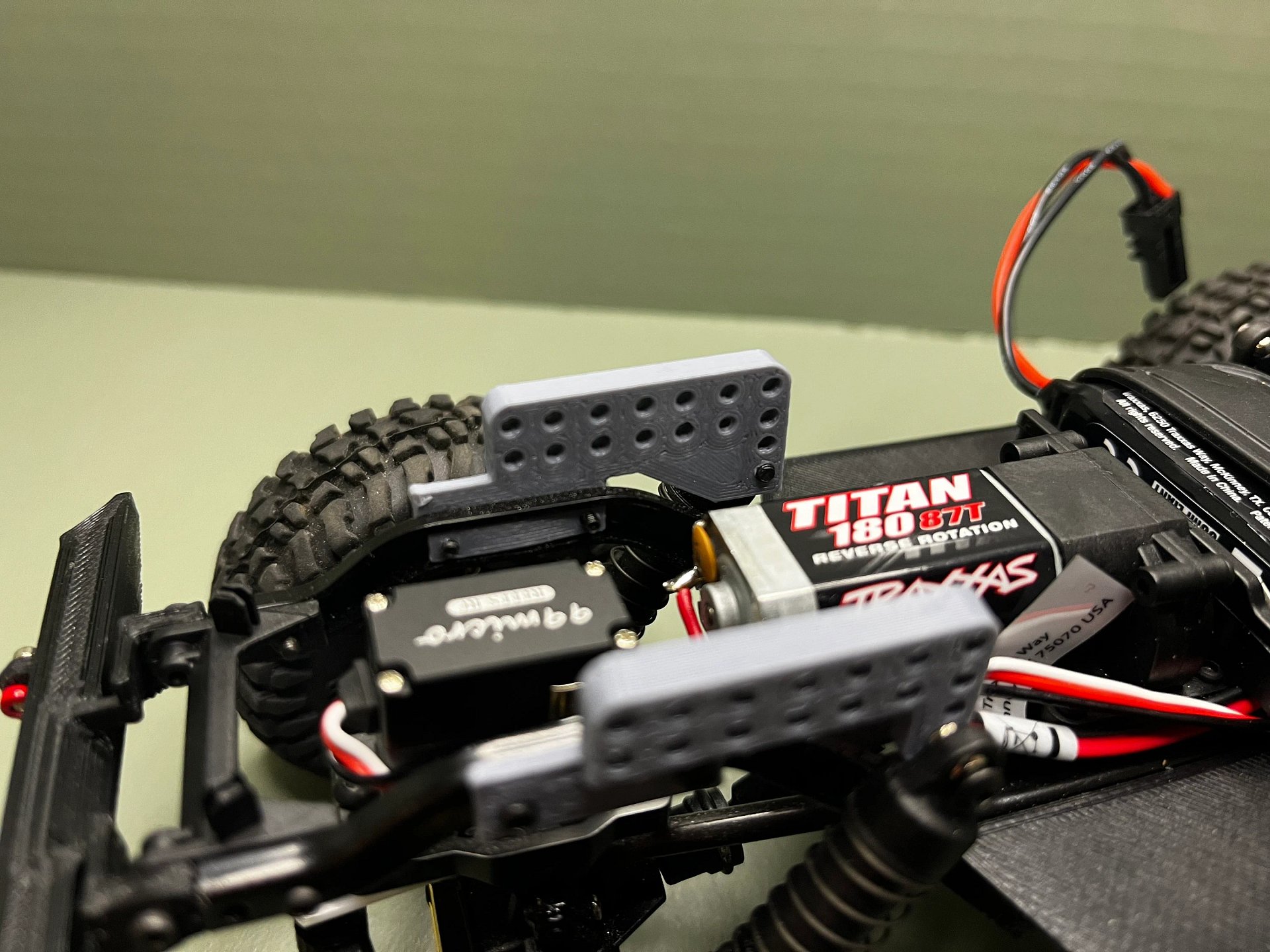 Shock keys for the Trx4m product image (2)