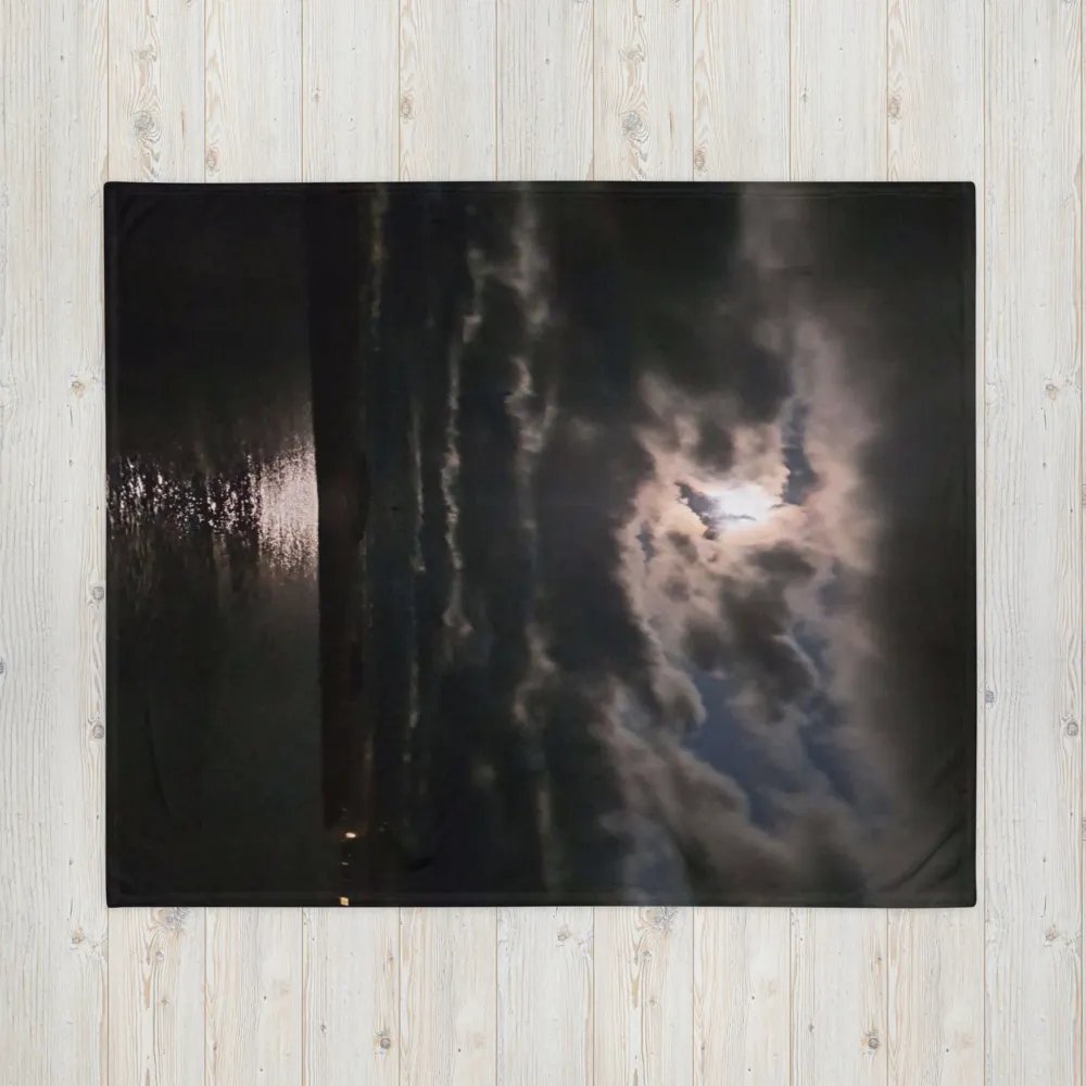 Thoughtless Night product image (16)