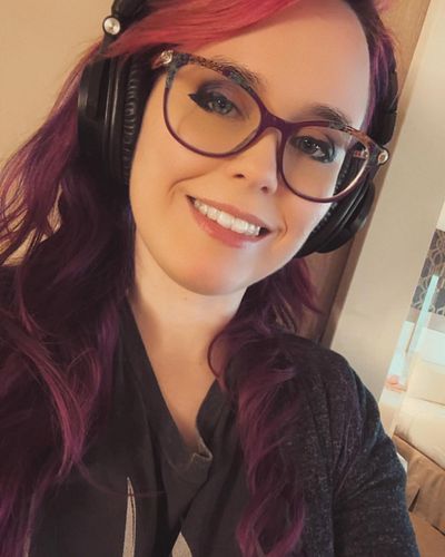 Feeling cute idk 😎