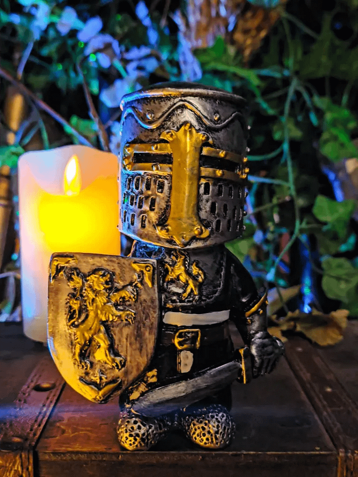 The Armored Kingdom Guardian Knight Collectible product image (1)
