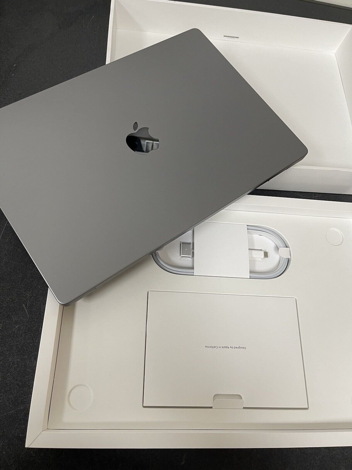 M1 MAX MACBOOK PRO - 64GB / 2TB (SPACE GRAY) product image (1)