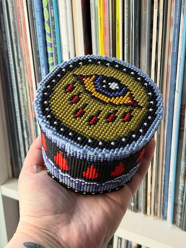 still shots of the newest container! i think i will be using the web stitch a lot more, the coverage and texture is dreamy. t...