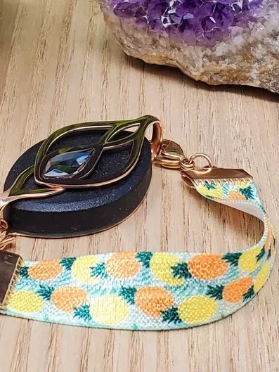 Pineapple Elastic Bracelet | Handmade Accessory for Bellabeat Leaf Urban & Ivy product image (1)