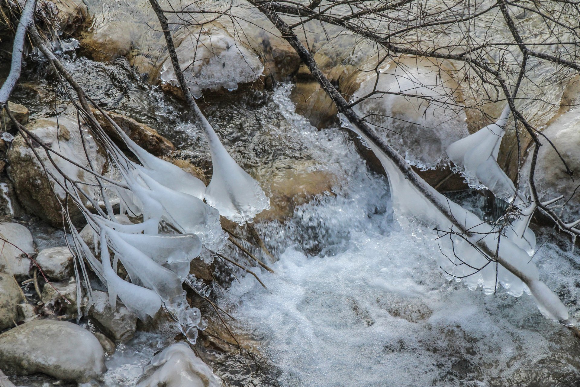 Frozen Sculptures - Nature’s Ephemeral Art product image (1)