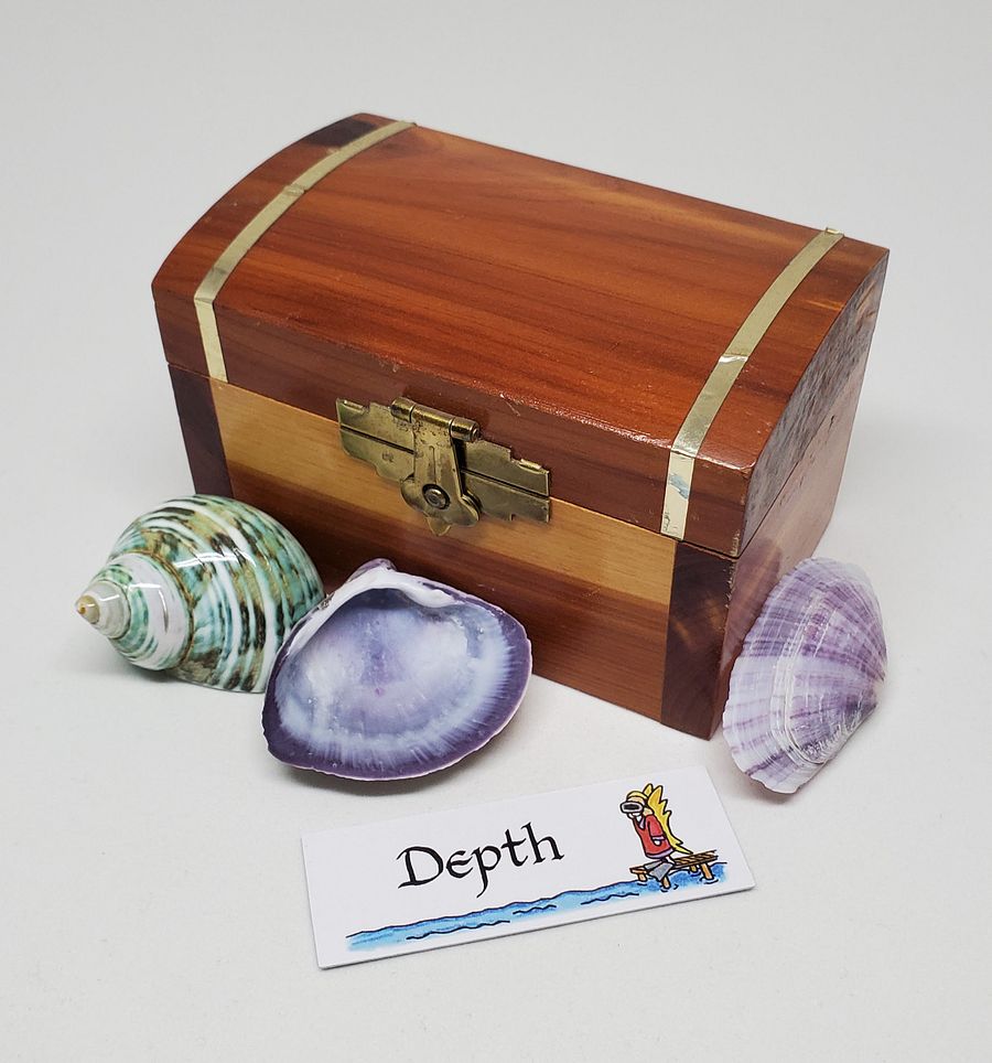 Vintage Wooden Trunk & Angel Cards product image (1)