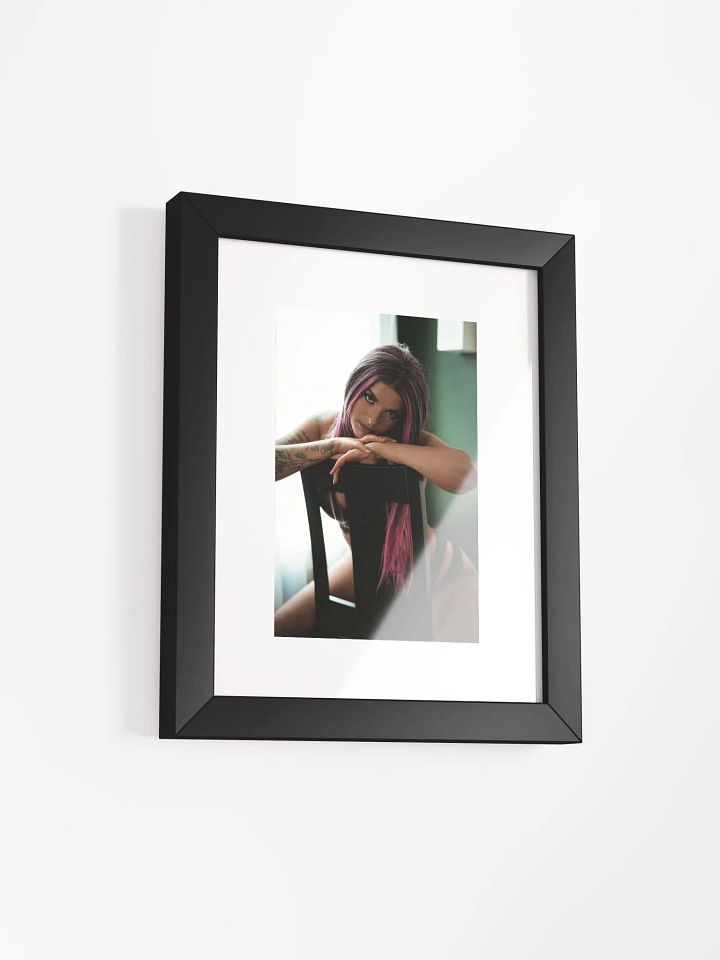QueenQ Poster 4 product image (14)