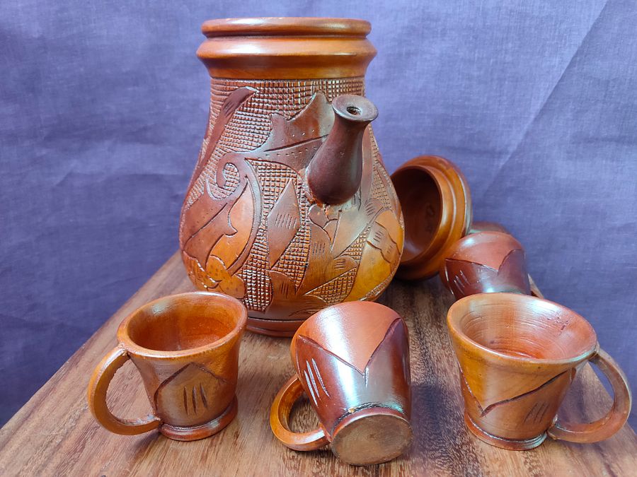 Bule grande madeira com relevo de flores e frutos. Decoração boho única product image (3)
