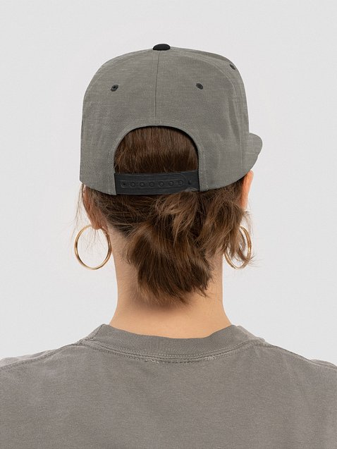 Photo showing Yupoong Wool Blend Snapback Cap
