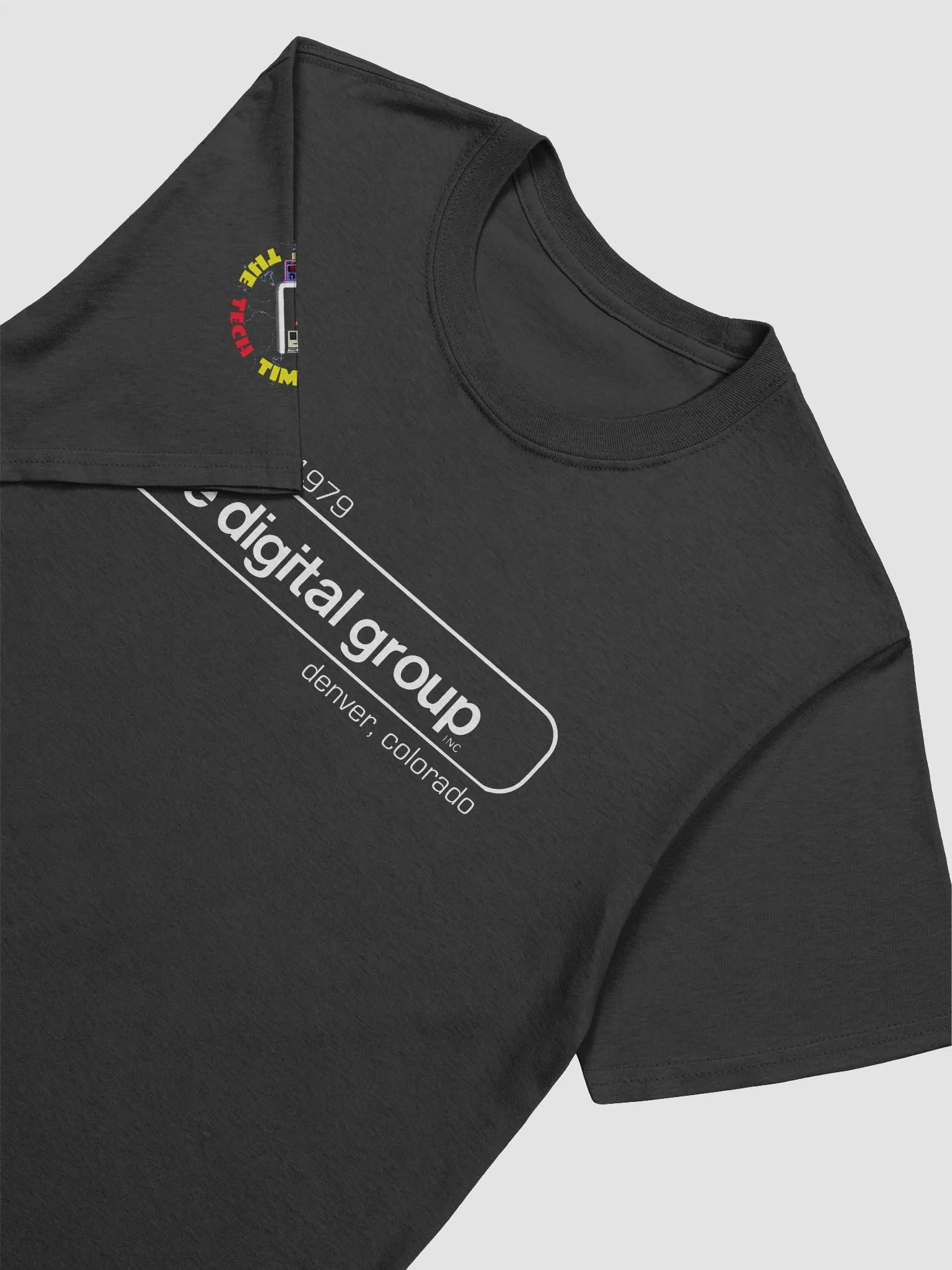 The digital group Computers T-Shirt product image (3)