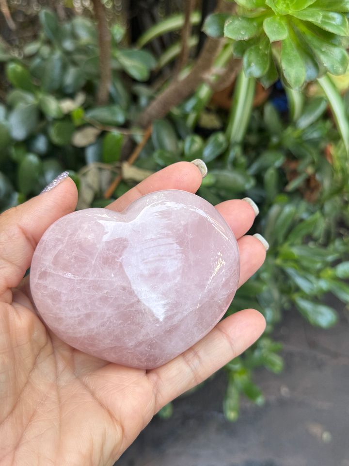 Heart-Shaped Rose Quartz — 8 oz! product image (1)