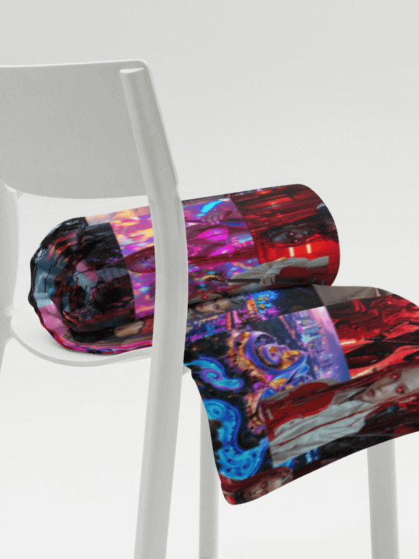 DR34M BL4NK3T product image (5)