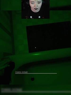 No green light! #twitchclips #twitchstreamer #scarygame #spookygame #lightsout #funnymoments #funnygaming