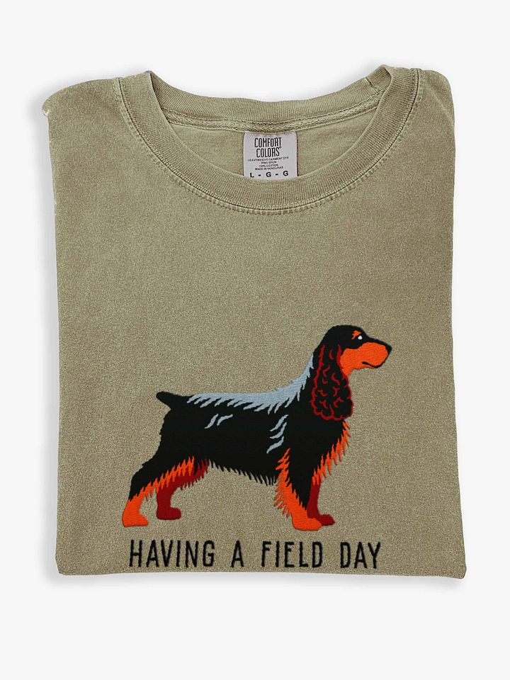 Having a Field Day T-Shirt(Embroidered) of a Field Spaniel(Black & Tan) product image (1)