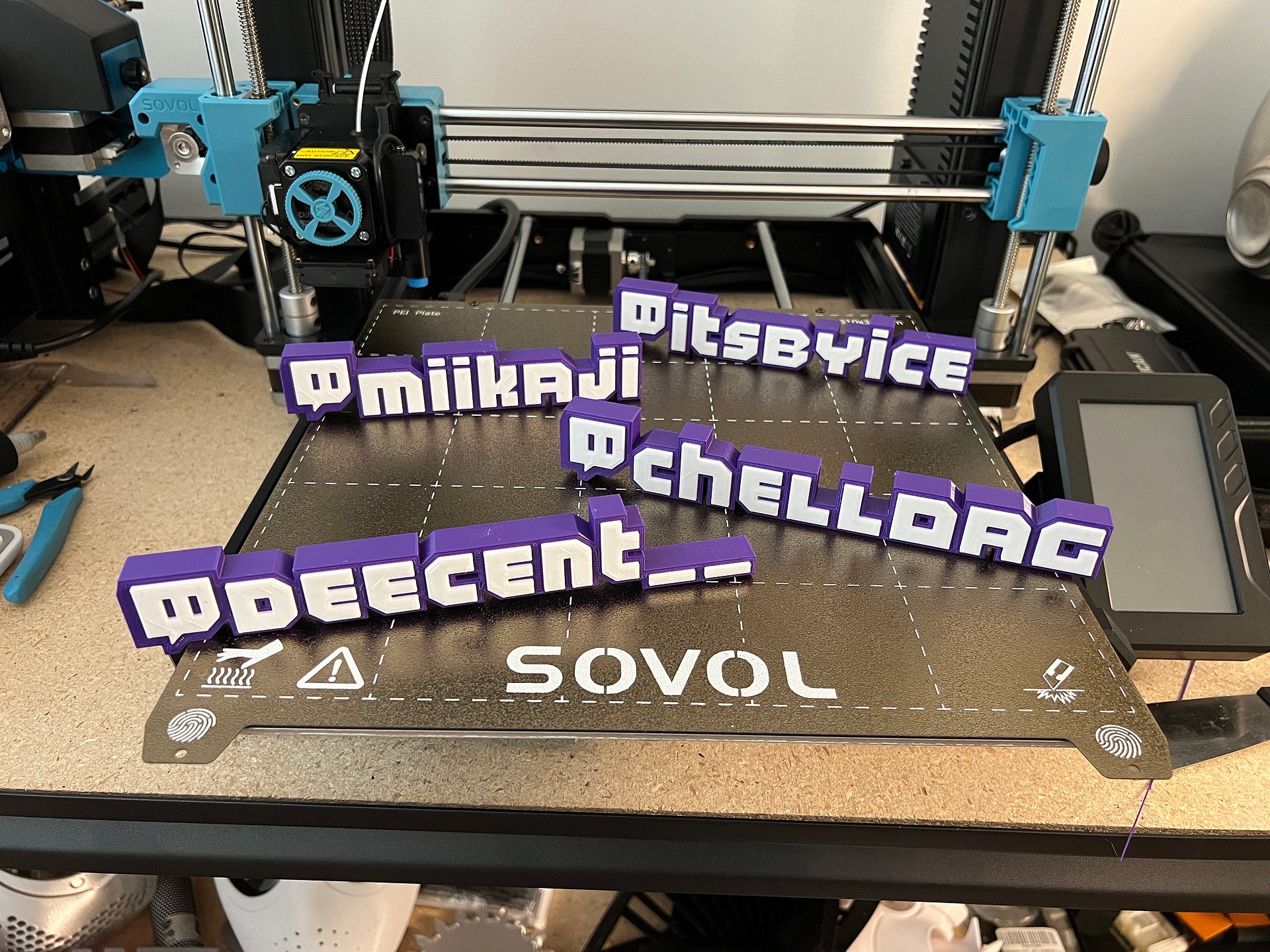 Customized Twitch Style Nameplate product image (3)