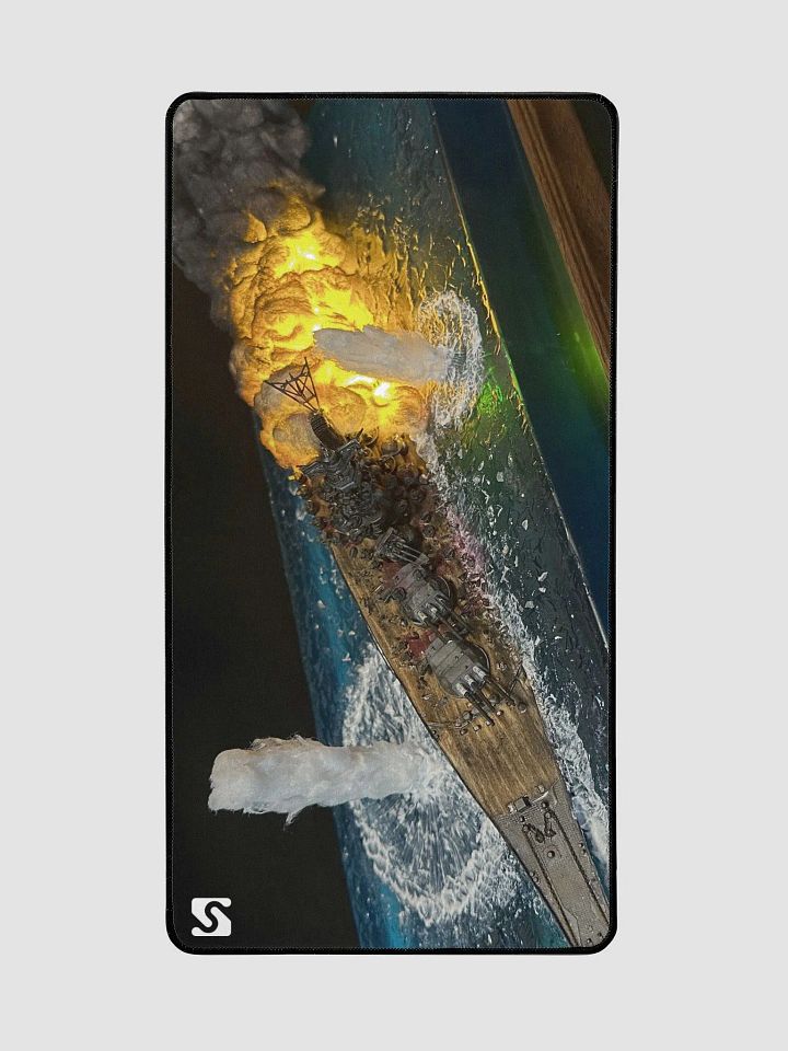 The moment the battleship Yamato was sunk. Table runner. product image (2)