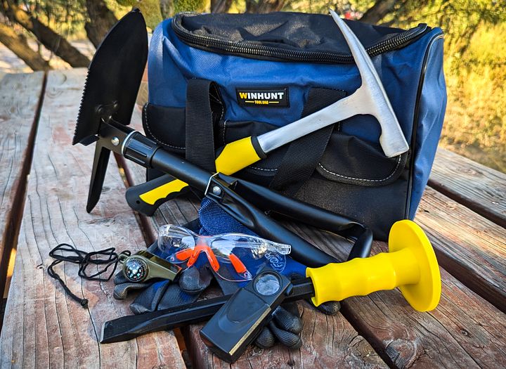 Complete Rockhounding Toolkit for Beginners and Professionals product image (1)