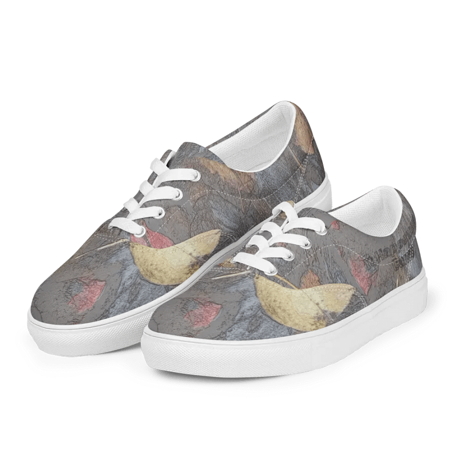 Women's Lace-Up Canvas Shoes - MossyOak - It Happennnns Camo product image (9)