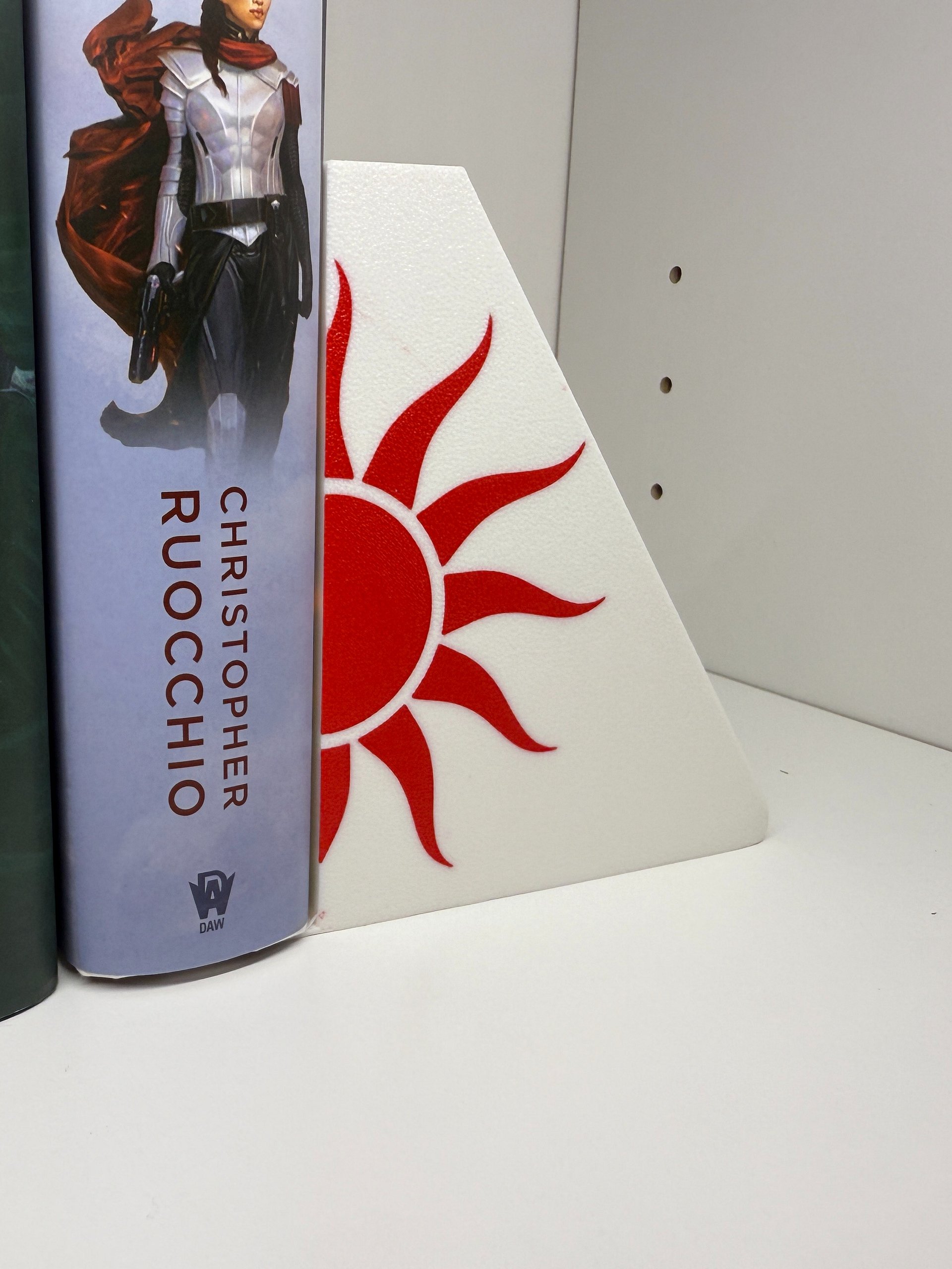 Sun Eater/ Sollan Empire Bookend product image (6)