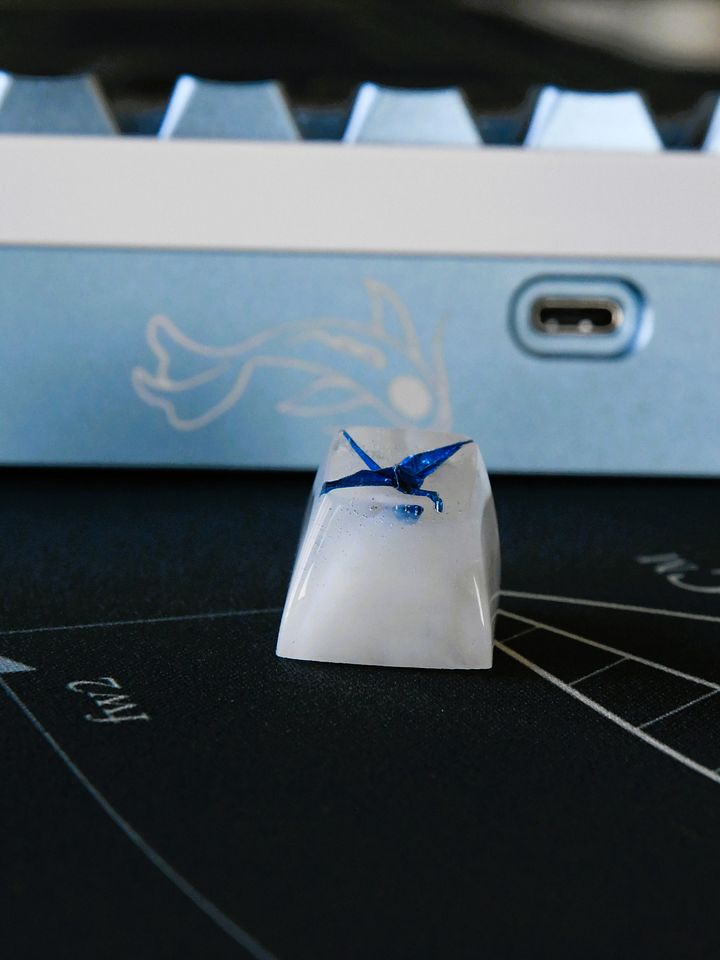 Cloudtop Crane Keycap (SA R1) product image (1)