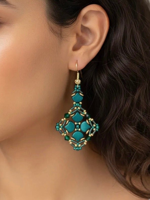 Queen’s Trellis Beaded Earrings - Green, gold product image (1)