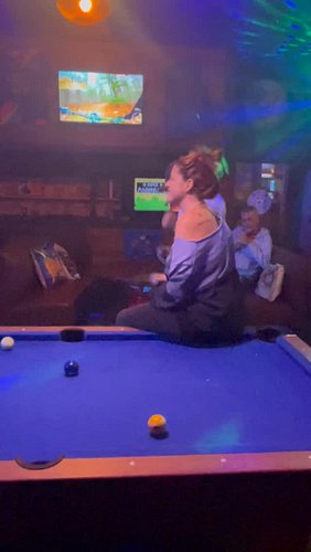 Friday night = KARAOKE 🎤 

#bansko #lifeinbulgaria #expatlife #karaokenight