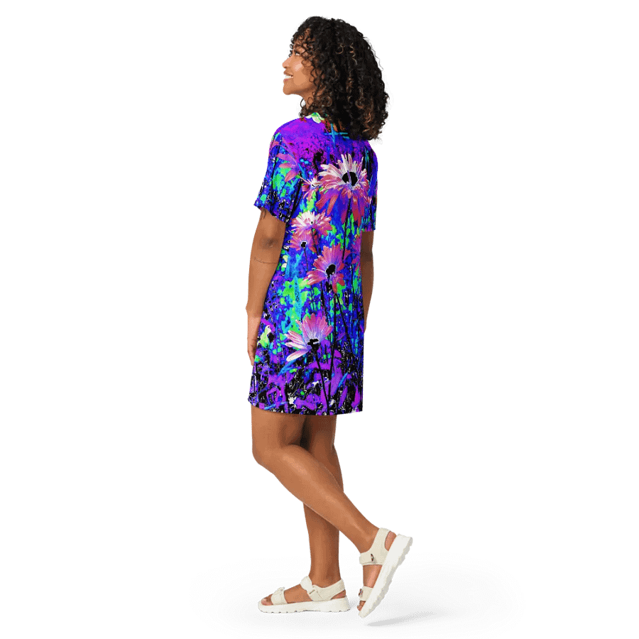 Abstract Surreal Daises in the Garden Ladies T Shirt Dress product image (11)