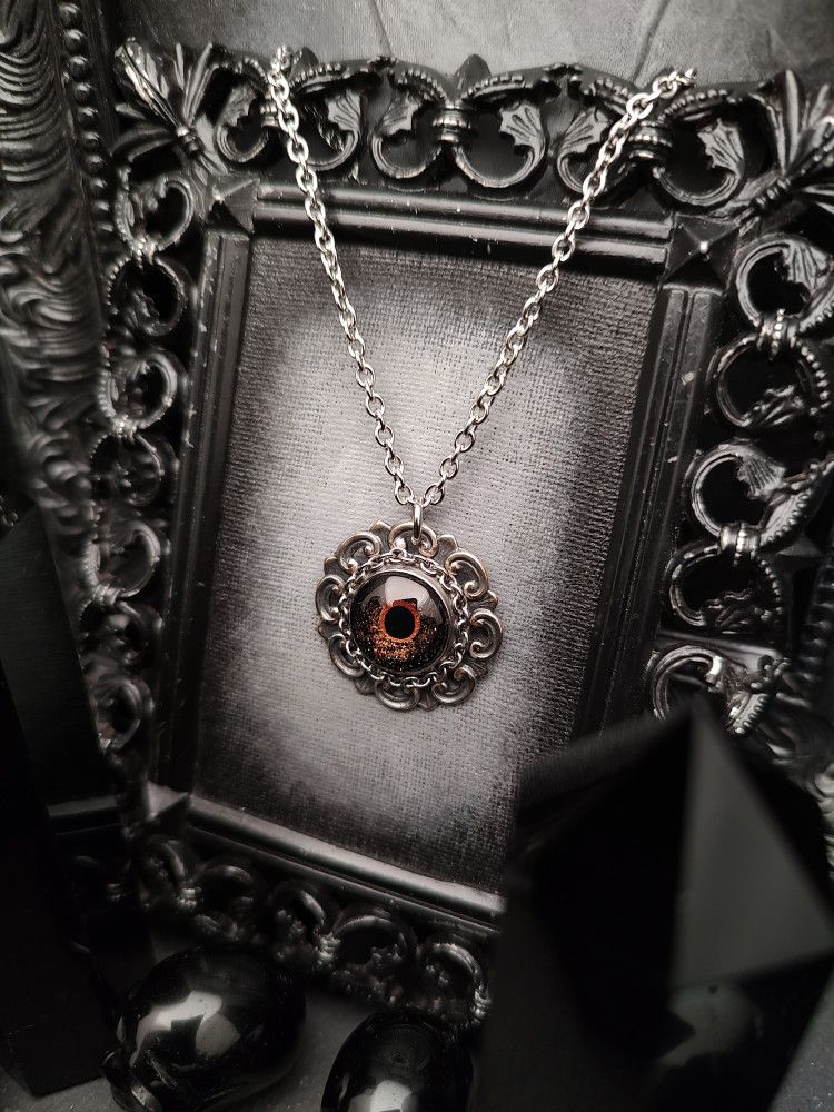 Eye Painted Amulet - Night Wheel product image (3)