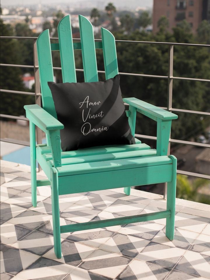 Amor Vincit Omnia Pillow product image (3)