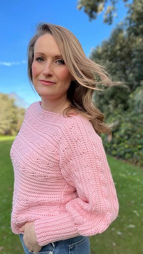 Comment DSW for the Deidra Sweater pattern. In sizes XS to 5XL and made from just 2 matching panels in gloriously soft and co...