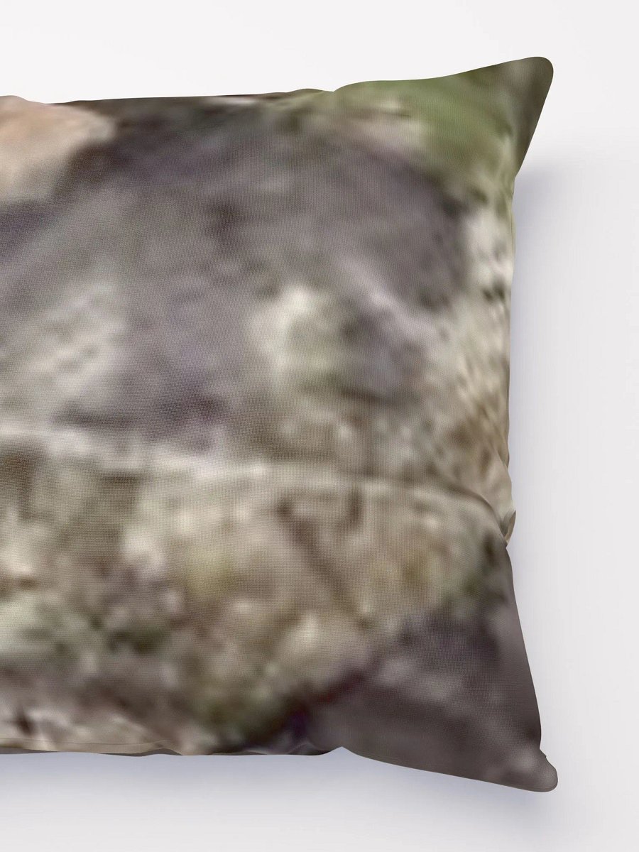 BrowningSimmer Throw Piilow product image (4)