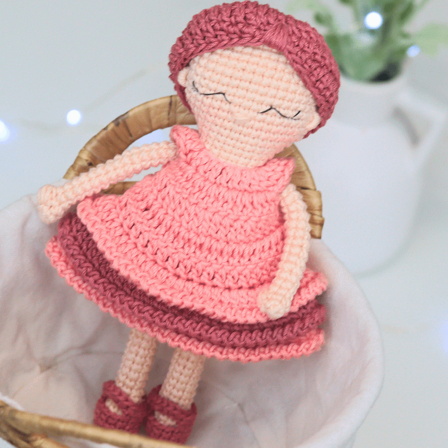 Cuqui Greta Sofía – A Crochet Doll Inspired by Classic Rag Dolls product image (4)