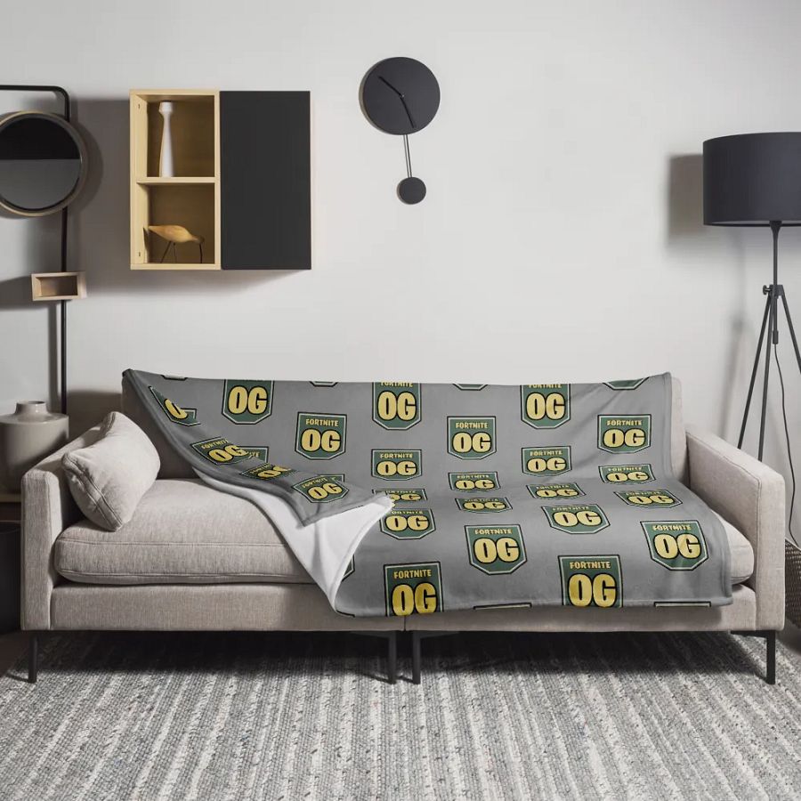 Fortnite OG Throw Blanket product image (11)