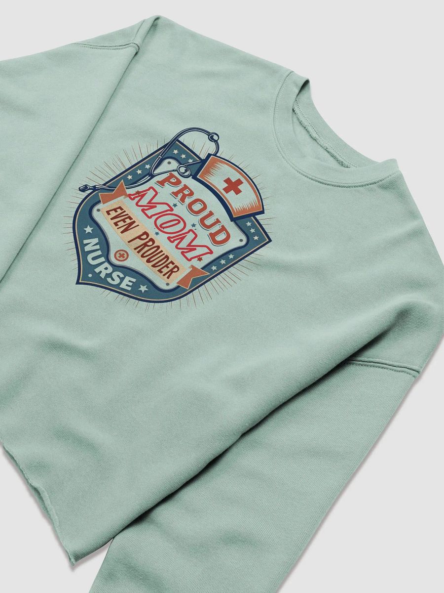 Proud Mom Proud Nurse Shield Crop Sweatshirt product image (14)