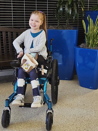 We went to a trunk-or-treating type event this past weekend. Ana filled half of her little bag with candies. 🎃 We met some pe...